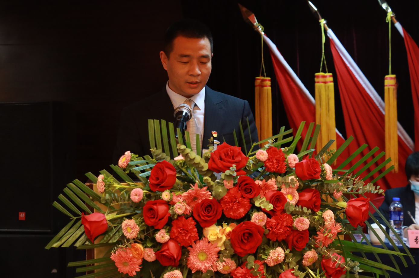 中國共產(chǎn)黨龍鋼集團公司第三次代表大會隆重召開 中國共產(chǎn)黨龍鋼集團公司第三次代表大會隆重召開