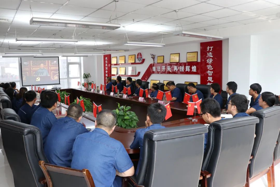大西溝礦業(yè)公司黨委:發(fā)揮優(yōu)勢(shì)促項(xiàng)目 護(hù)航安全穩(wěn)生產(chǎn) 大西溝礦業(yè)公司黨委:發(fā)揮優(yōu)勢(shì)促項(xiàng)目 護(hù)航安全穩(wěn)生產(chǎn)