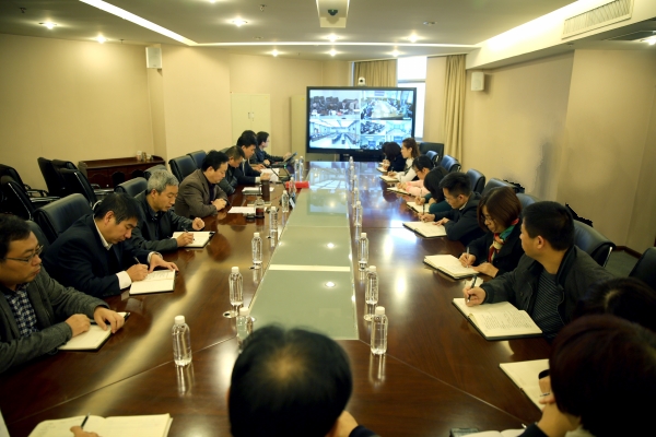 陜鋼集團董事長楊海峰強調:全面加強員工培訓 提升集團軟實力 陜鋼集團董事長楊海峰強調:全面加強員工培訓 提升集團軟實力