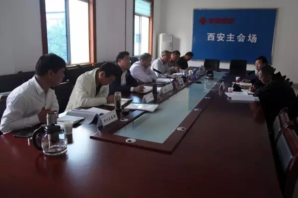 集團公司黨政領(lǐng)導(dǎo)約談七家單位負責(zé) 集團公司黨政領(lǐng)導(dǎo)約談七家單位負責(zé)