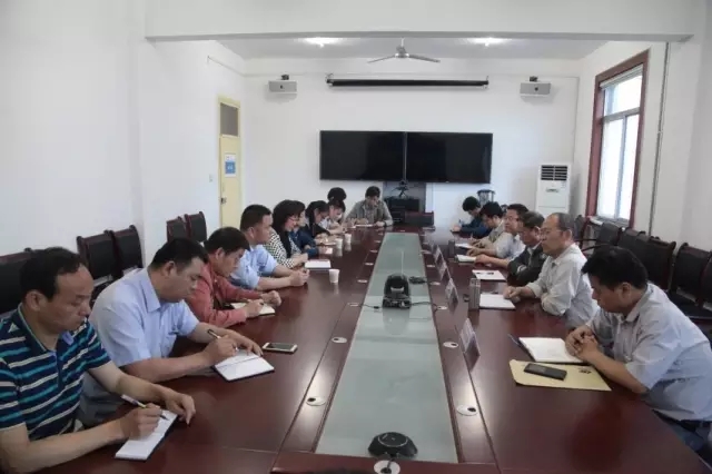 龍鋼集團(tuán)對(duì)擬提任干部進(jìn)行任前廉政法規(guī)考試和集體談話 龍鋼集團(tuán)對(duì)擬提任干部進(jìn)行任前廉政法規(guī)考試和集體談話