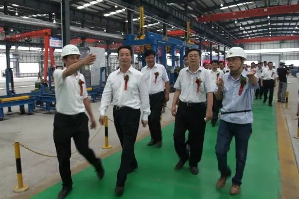 中國西部綠色建筑基地鋼構(gòu)項目建成投產(chǎn) 中國西部綠色建筑基地鋼構(gòu)項目建成投產(chǎn)