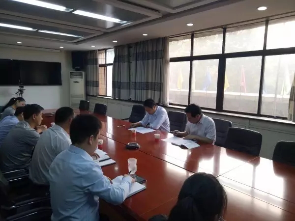 龍鋼集團工會主席劉光明到包聯(lián)單位禹宏置業(yè)公司調(diào)研 龍鋼集團工會主席劉光明到包聯(lián)單位禹宏置業(yè)公司調(diào)研