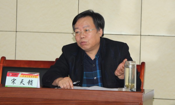 宋天鎖到龍鋼集團(tuán)華冶公司宣講十九大精神 宋天鎖到龍鋼集團(tuán)華冶公司宣講十九大精神