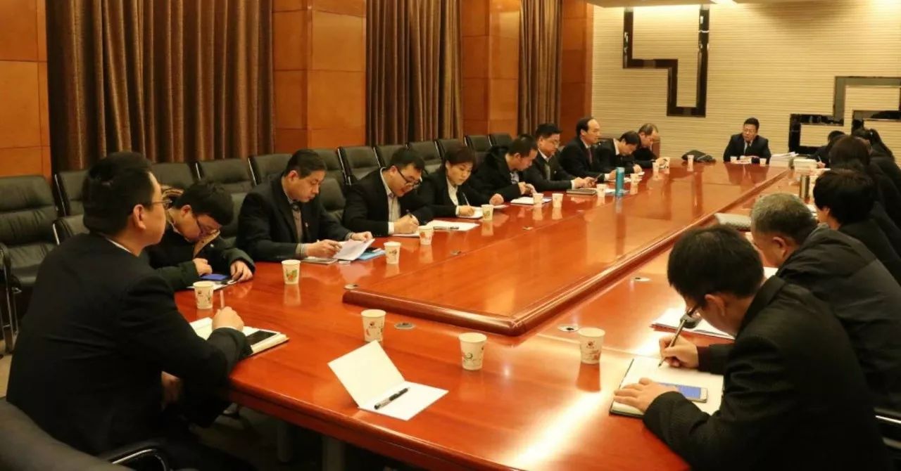 龍鋼集團(tuán)公司召開2018年黨風(fēng)廉政建設(shè)工作會(huì) 龍鋼集團(tuán)公司召開2018年黨風(fēng)廉政建設(shè)工作會(huì)