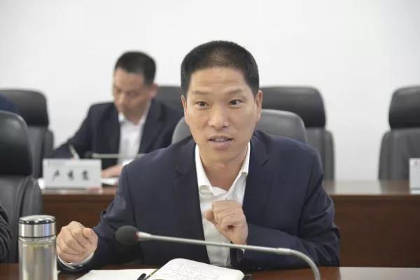 楊召朋陪同西安市政道橋建設(shè)公司薛健一行調(diào)研鋼渣處理項(xiàng)目 楊召朋陪同西安市政道橋建設(shè)公司薛健一行調(diào)研鋼渣處理項(xiàng)目