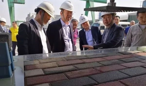 龍鋼集團(tuán)與西安市政道橋建設(shè)公司深化交流合作 龍鋼集團(tuán)與西安市政道橋建設(shè)公司深化交流合作