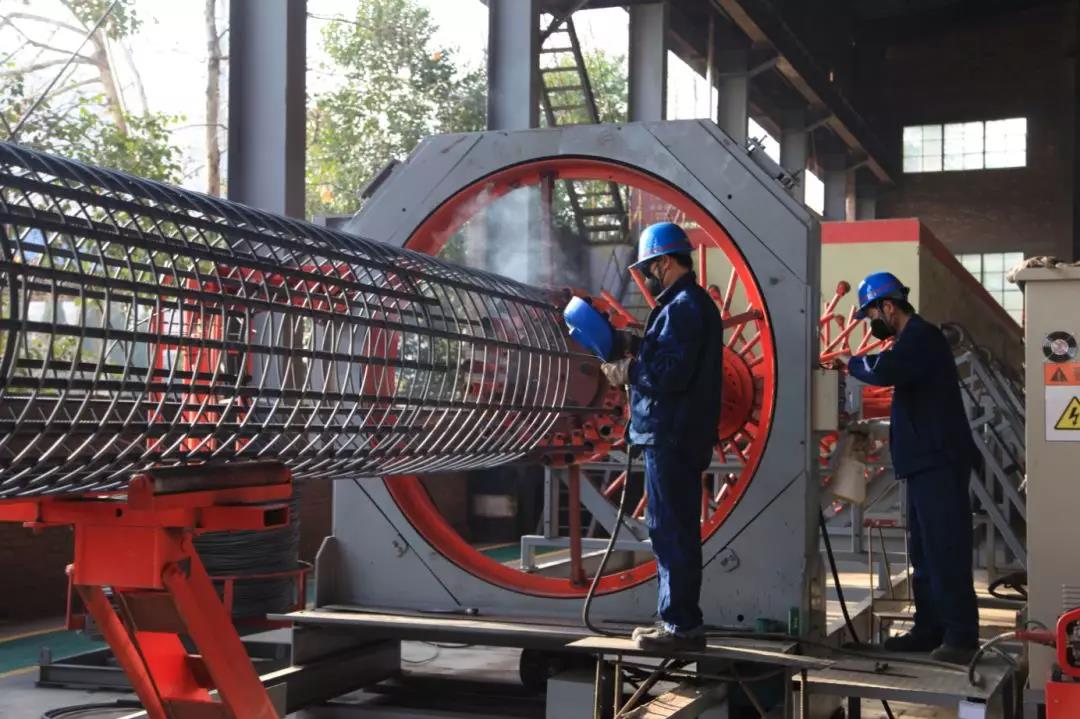 號響戰(zhàn)鼓急 潮涌風帆起——龍鋼集團“追趕超越 非鋼在行動”之強管理深改革篇 號響戰(zhàn)鼓急 潮涌風帆起——龍鋼集團“追趕超越 非鋼在行動”之強管理深改革篇