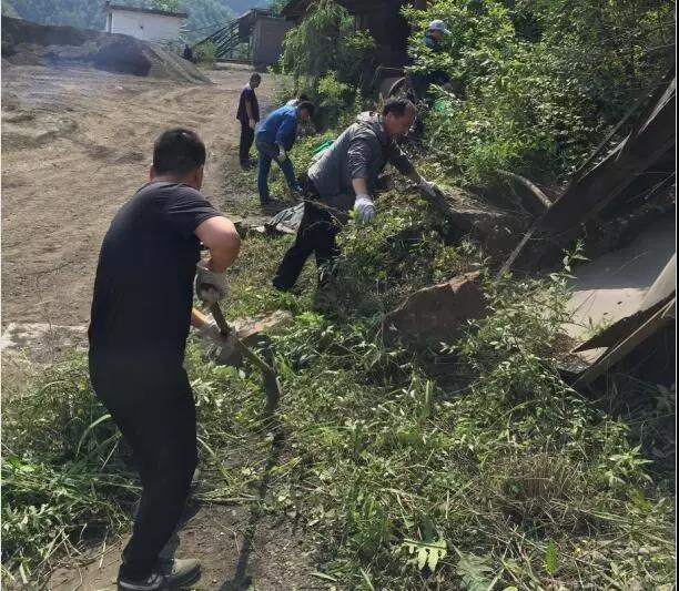 大西溝礦業(yè)公司加強現(xiàn)場整治建設(shè)美麗礦山 大西溝礦業(yè)公司加強現(xiàn)場整治建設(shè)美麗礦山