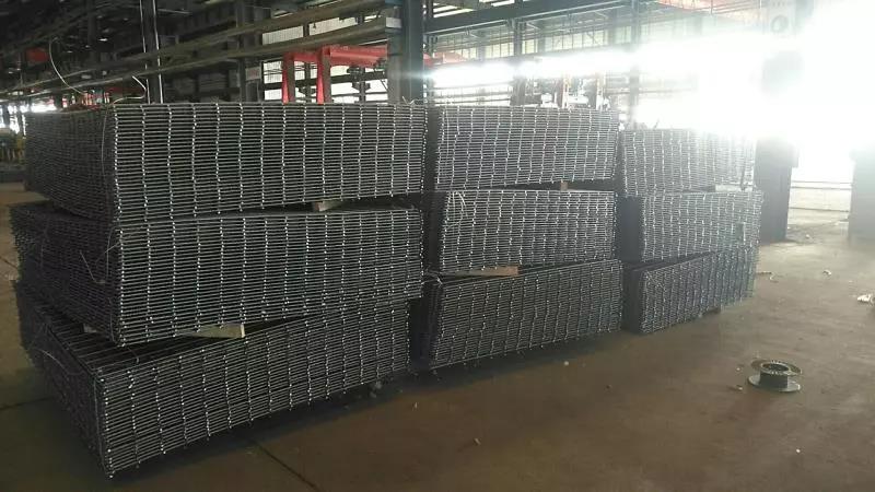 龍鋼集團(tuán)鋼材深加工產(chǎn)品廣獲認(rèn)可深得好評(píng) 龍鋼集團(tuán)鋼材深加工產(chǎn)品廣獲認(rèn)可深得好評(píng)