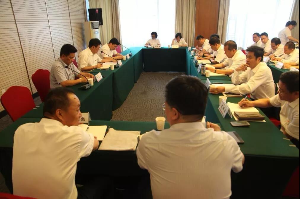 陜鋼集團主題教育指導組到龍鋼集團開展“不忘初心 牢記使命”主題教育專題調(diào)研 陜鋼集團主題教育指導組到龍鋼集團開展“不忘初心 牢記使命”主題教育專題調(diào)研