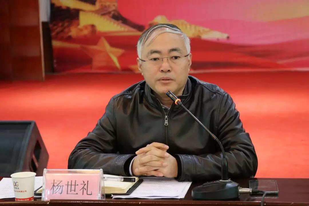 陜煤集團對龍鋼集團大西溝礦業(yè)公司進行安全大檢查 陜煤集團對龍鋼集團大西溝礦業(yè)公司進行安全大檢查