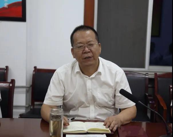 一場觸及靈魂的大討論 一場觸及靈魂的大討論