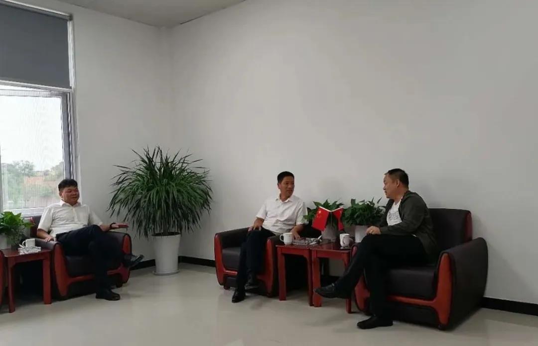 楊召朋到?jīng)荜?yáng)鋼加基地調(diào)研安全生產(chǎn)工作 楊召朋到?jīng)荜?yáng)鋼加基地調(diào)研安全生產(chǎn)工作
