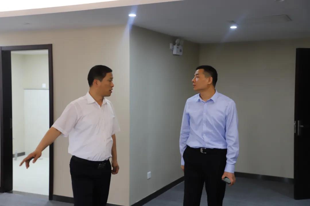 楊召朋深入禹龍國際酒店工程改造施工現(xiàn)場檢查指導工作 楊召朋深入禹龍國際酒店工程改造施工現(xiàn)場檢查指導工作