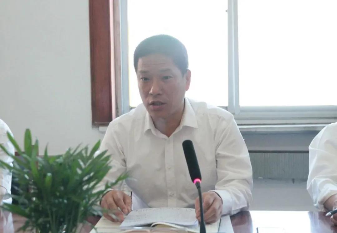 龍鋼集團(tuán)公司黨委召開5月份黨群工作例會(huì) 龍鋼集團(tuán)公司黨委召開5月份黨群工作例會(huì)